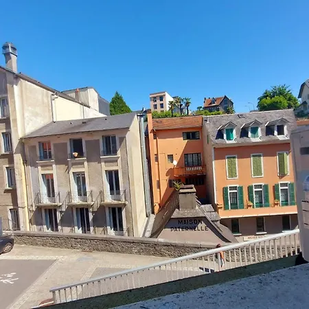 شقة Du Bourg *