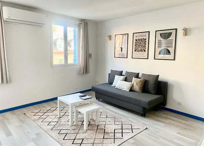 Du Bourg Appartement *